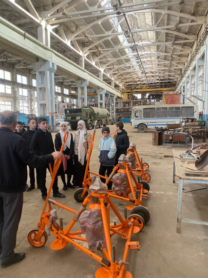 Экскурсия инженерных классов на машиностроительный завод АОА «Авиаагрегат».